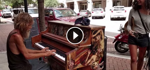 Homeless Man Plays Piano Beautifully