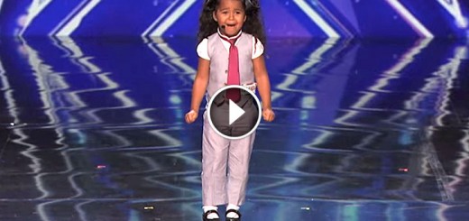 tiny girl wows judges with her voice