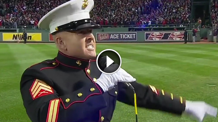 A Marine Left 30,000 People Speechless with his Beautiful ...
