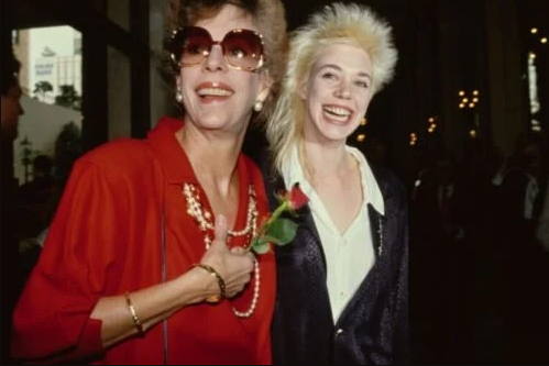 Carol Burnett Reflects on Daughter Carrie 21 Years After Her Passing